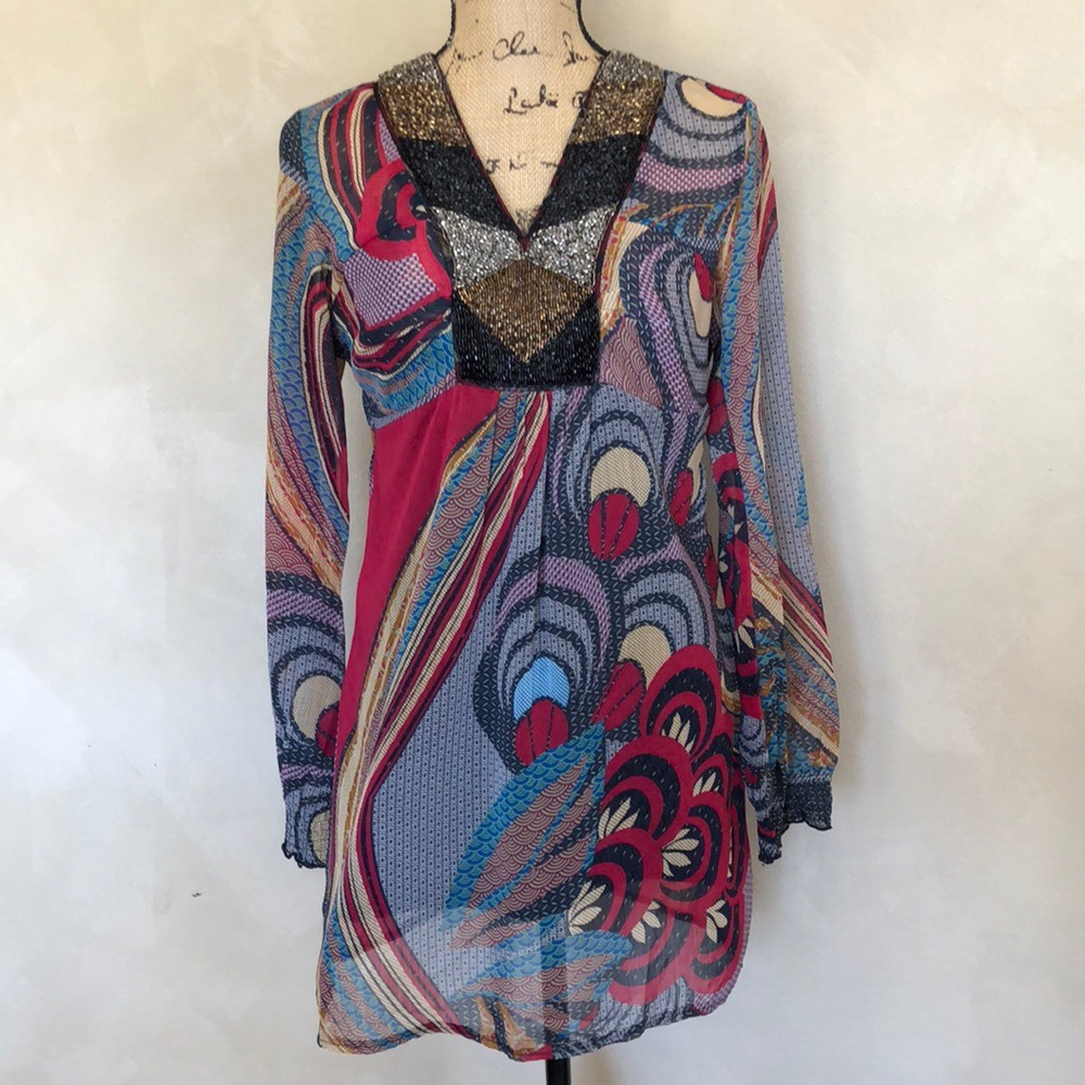 Zashi beaded neckline long sleeve tunic